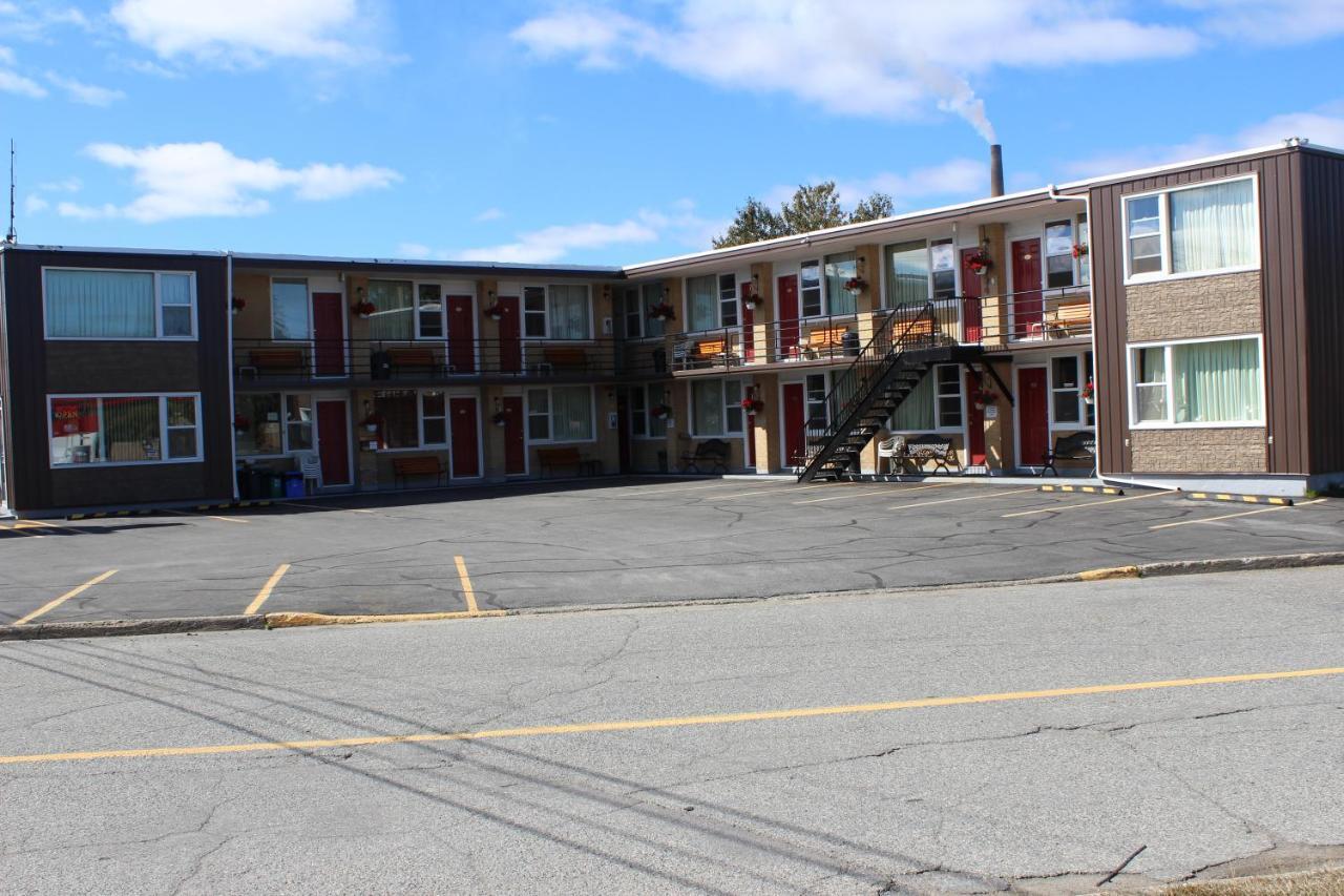 Imperial Fireside Inn Sudbury Luaran gambar
